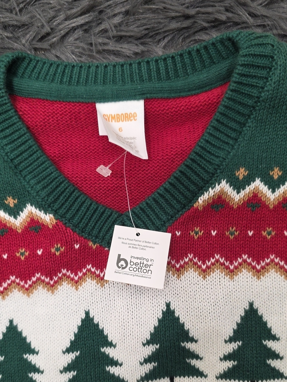 Gymboree- Holiday Fair Isle V-Neck Sweater Vest.  Size 6. NWT - Picture 3 of 4